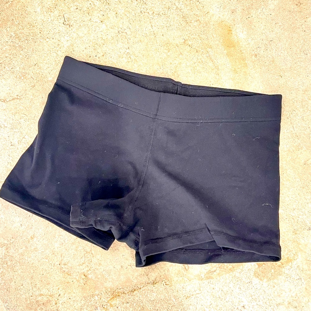 Lululemon 2” bike shorts size 4